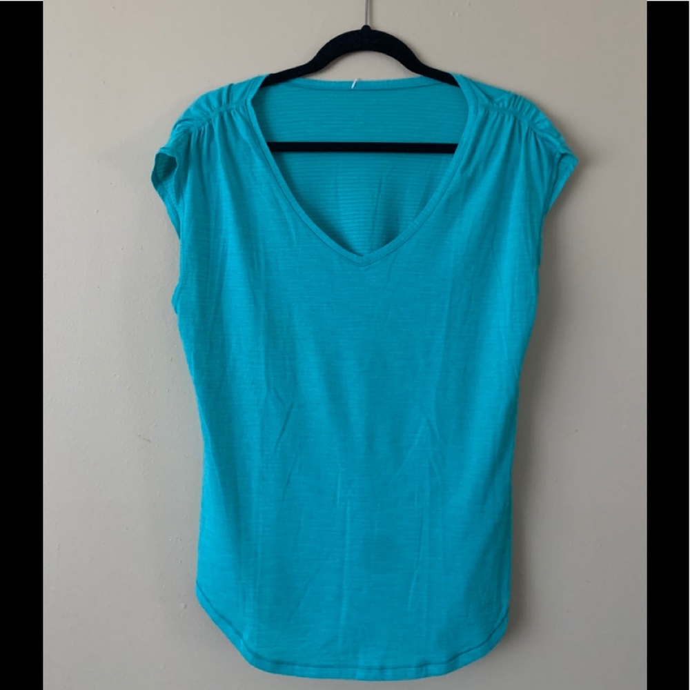 Lululemon top